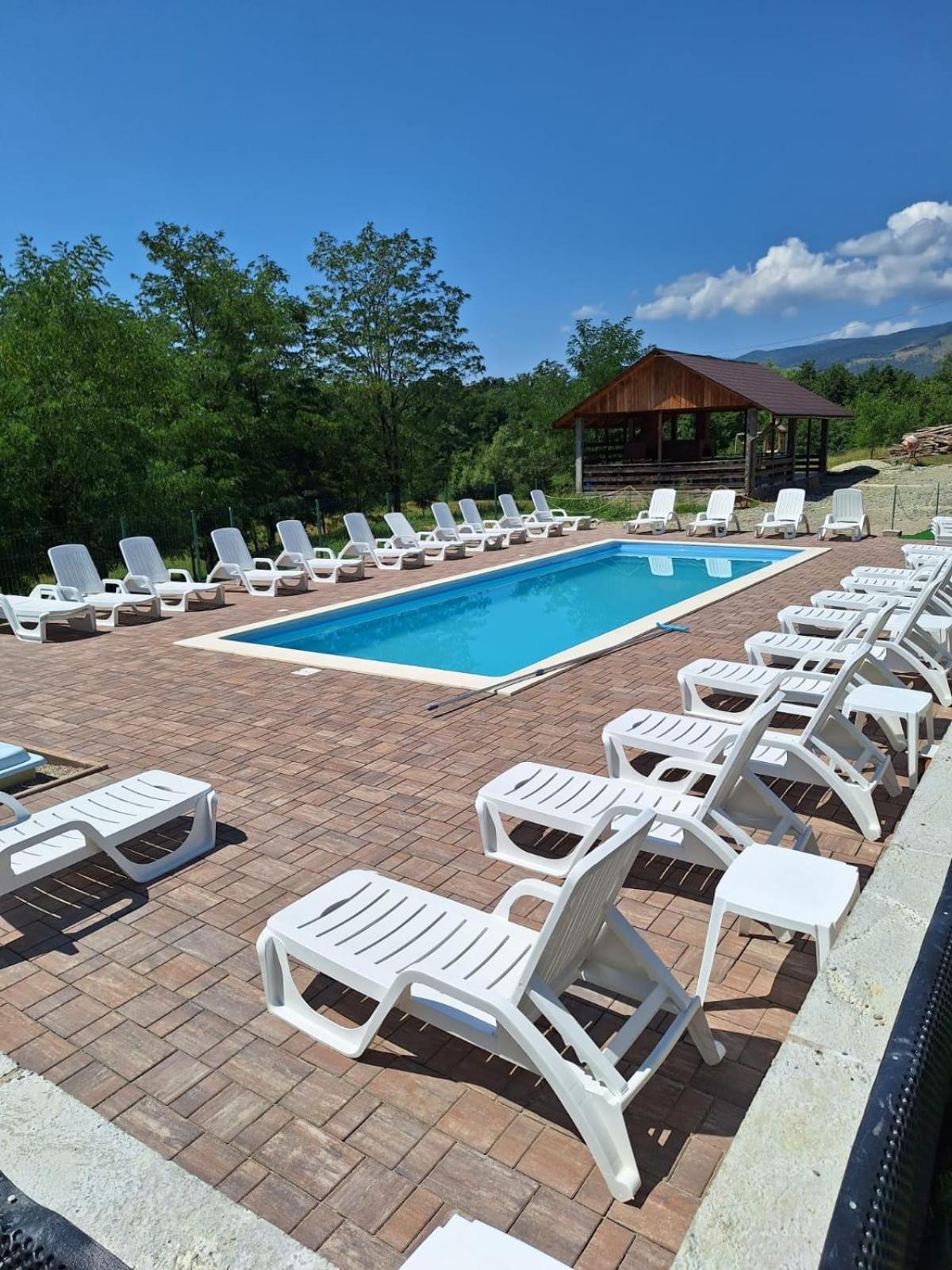 Complex Transalpina Hotel Aninisu din Vale Exterior photo